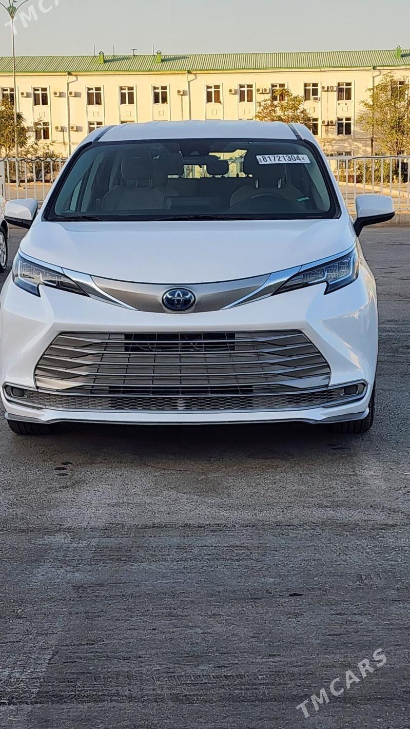 Toyota Sienna 2022 - 498 000 TMT - Aşgabat - img 1