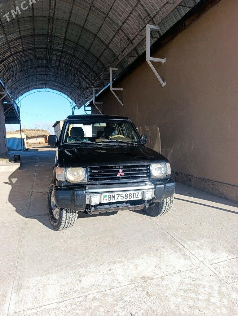 Mitsubishi Montero 1996 - 70 000 TMT - Кёнеургенч - img 3
