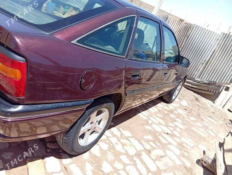 Opel Vectra 1995 - 25 000 TMT - Kerki - img 3