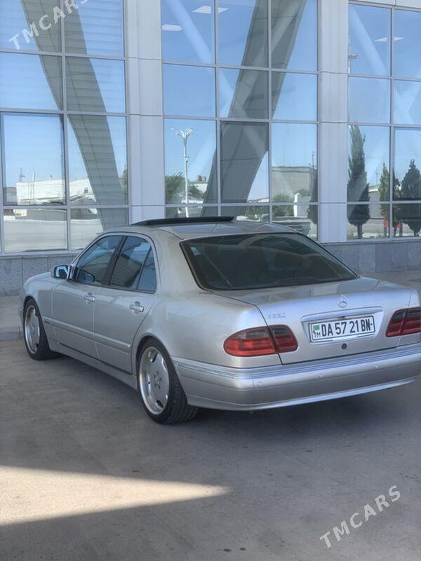 Mercedes-Benz E320 2000 - 130 000 TMT - Балканабат - img 6