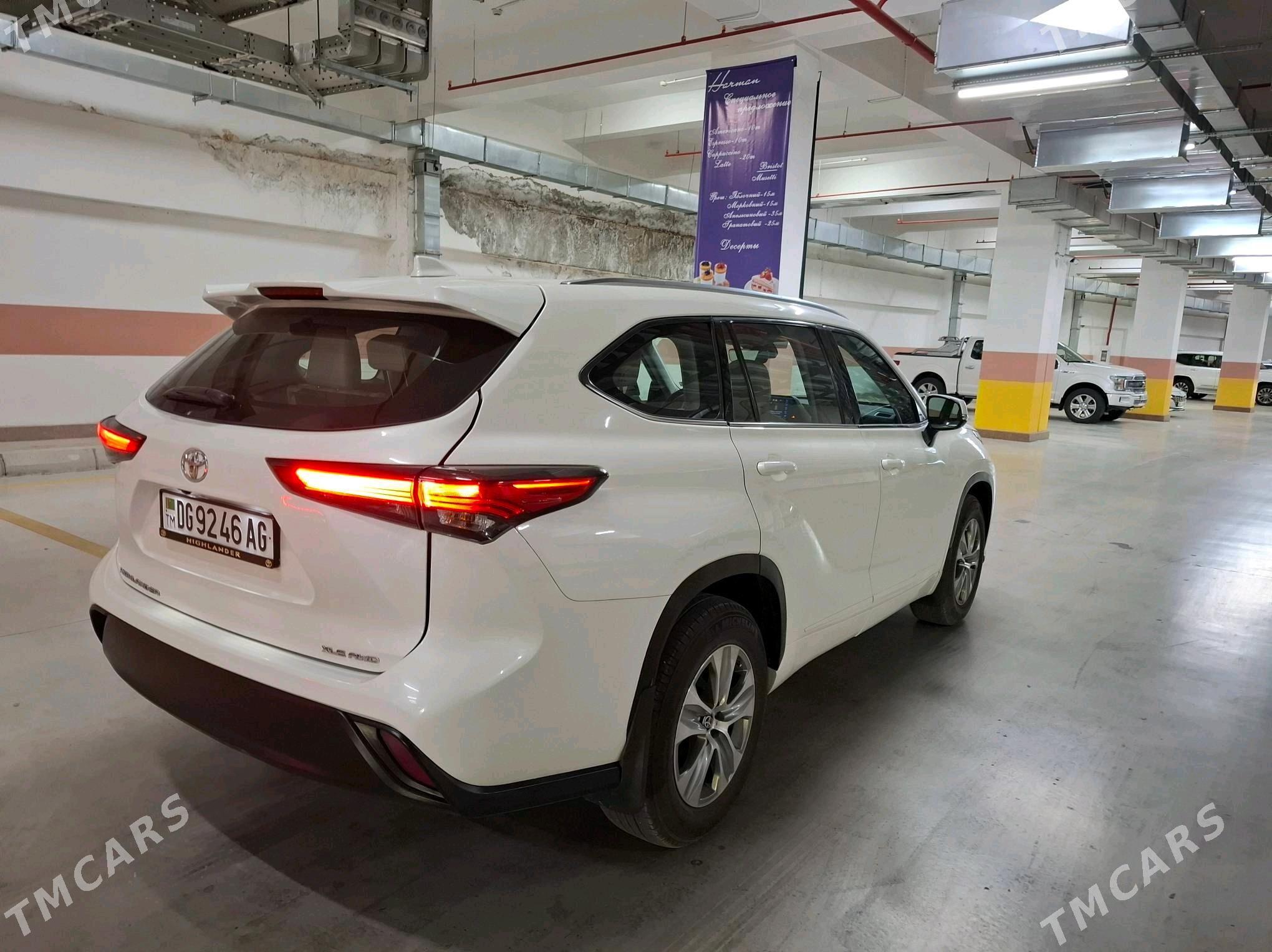 Toyota Highlander 2021 - 550 000 TMT - Aşgabat - img 5