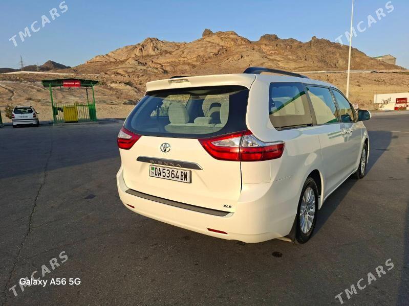 Toyota Sienna 2017 - 397 000 TMT - Туркменбаши - img 6