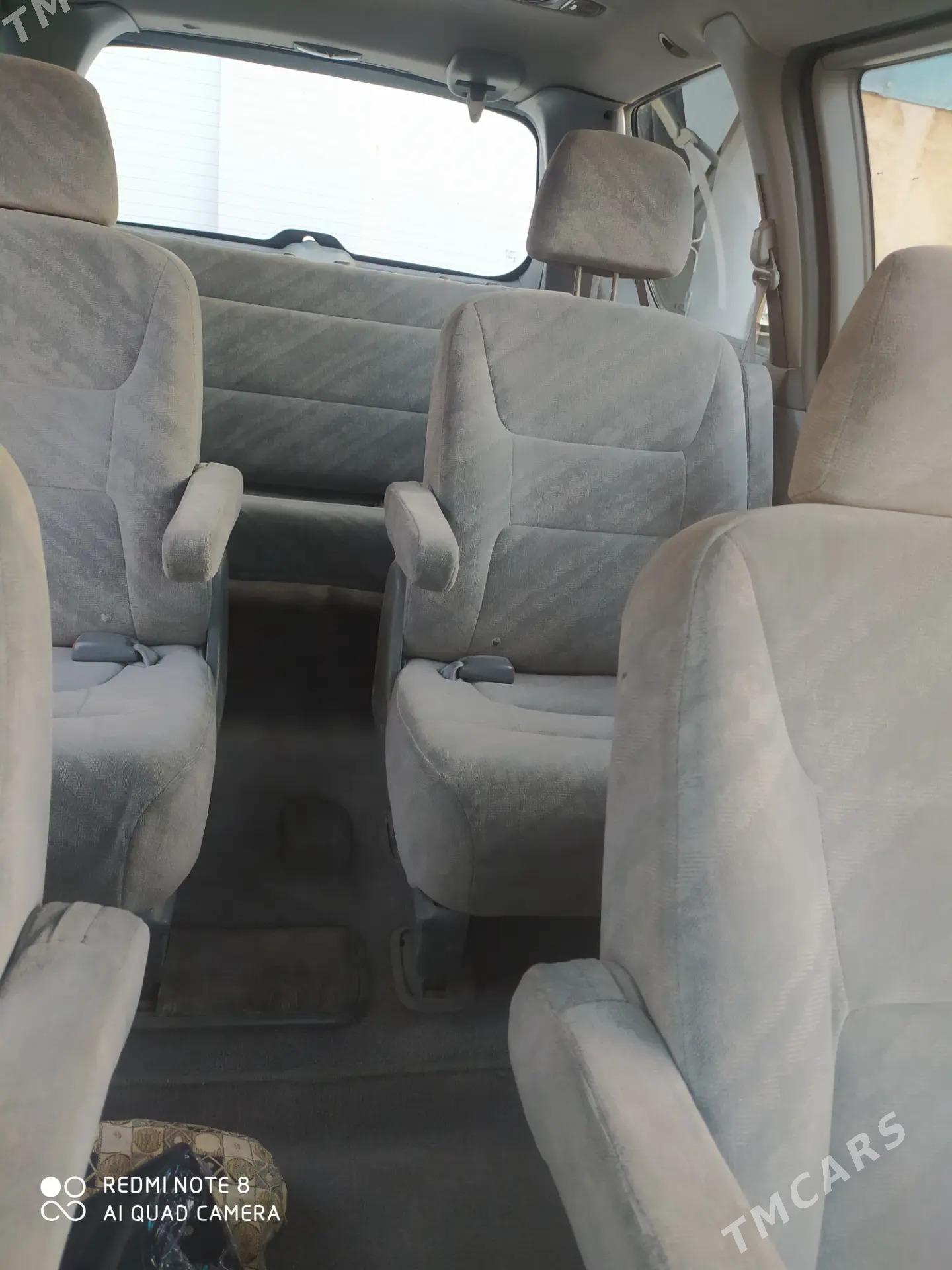 Honda Odyssey 2001 - 75 000 TMT - Мары - img 4