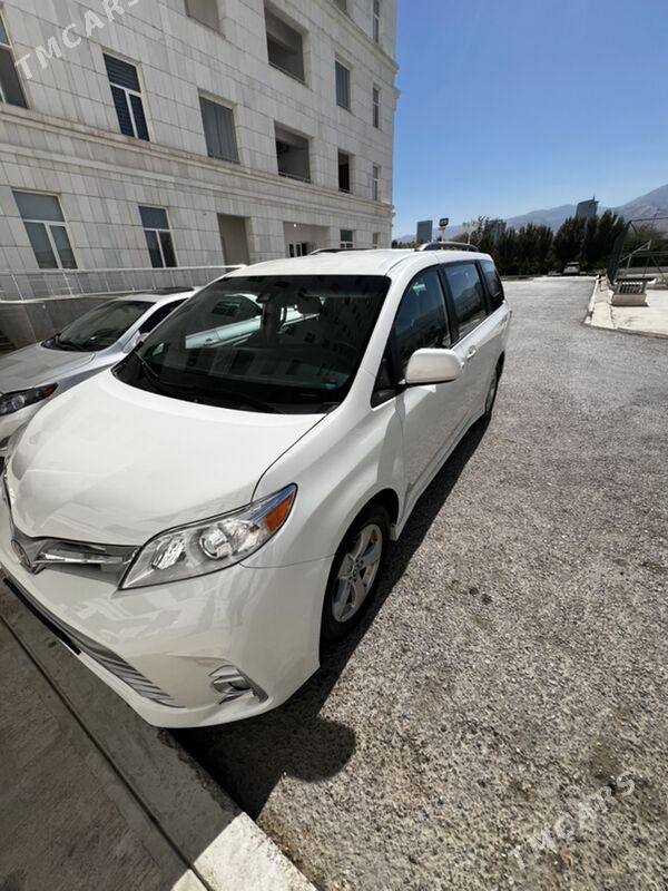 Toyota Sienna 2019 - 378 000 TMT - Ашхабад - img 7