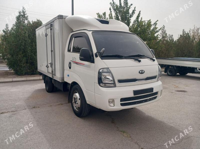 Kia Bongo 2021 - 310 000 TMT - Daşoguz - img 4
