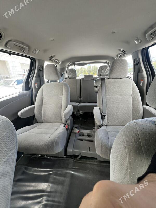 Toyota Sienna 2019 - 378 000 TMT - Ашхабад - img 6