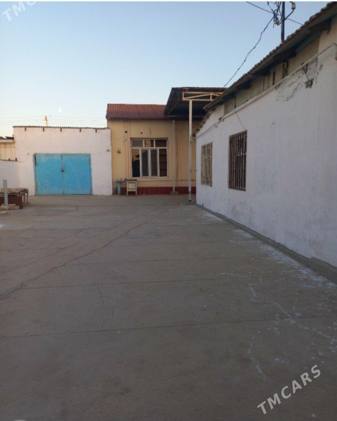 Satlyk jaý - Балканабат - img 5