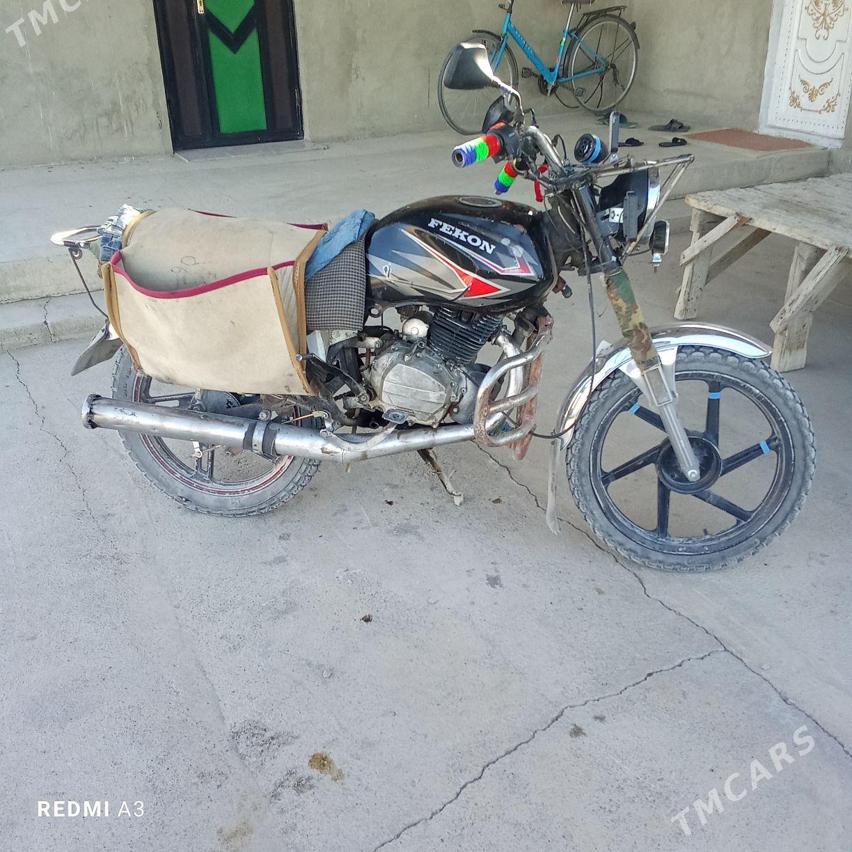 Fekon FK150-8G 2017 - 6 000 TMT - Бахарден - img 1