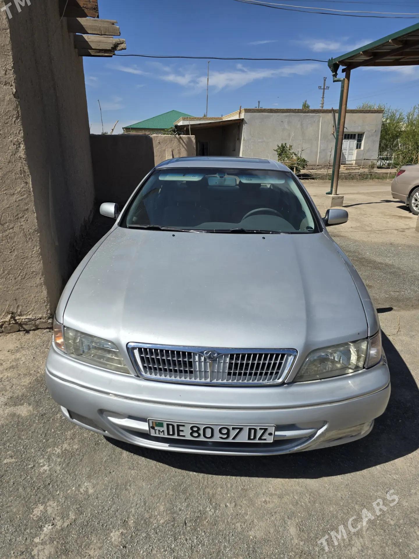 Infiniti I30 1998 - 80 000 TMT - Гурбансолтан Едже - img 1