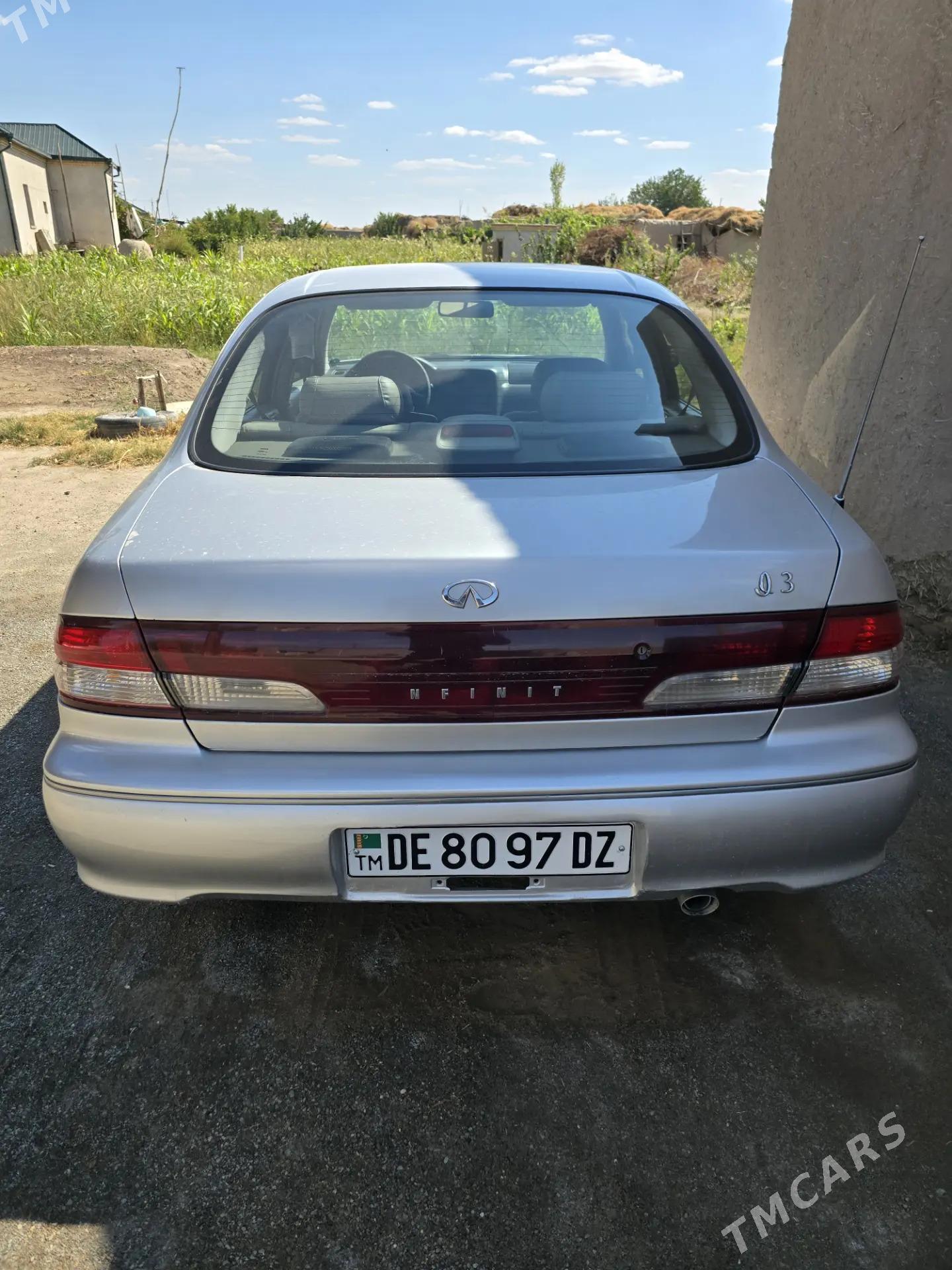 Infiniti I30 1998 - 80 000 TMT - Гурбансолтан Едже - img 4
