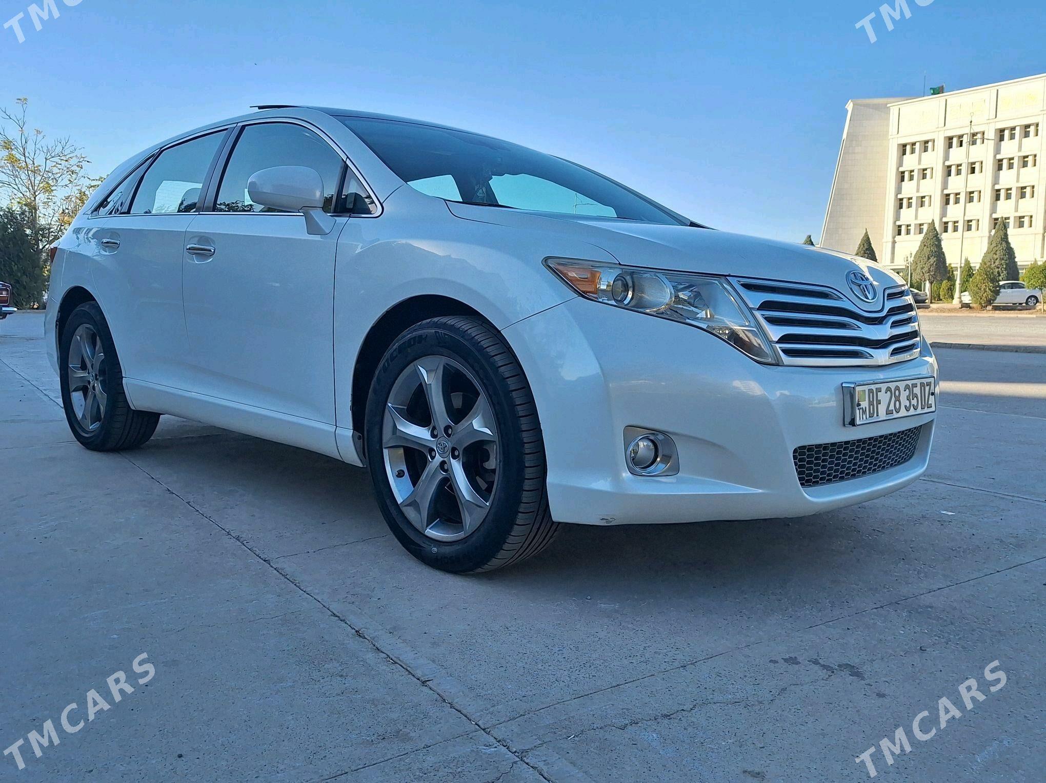 Toyota Venza 2010 - 250 000 TMT - Дашогуз - img 1