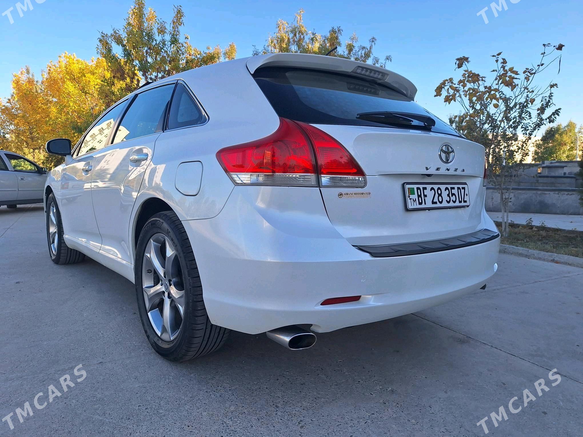 Toyota Venza 2010 - 250 000 TMT - Дашогуз - img 5