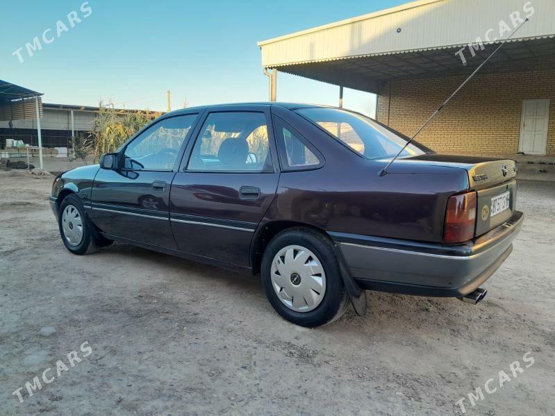 Opel Vectra 1991 - 45 000 TMT - Мургап - img 9