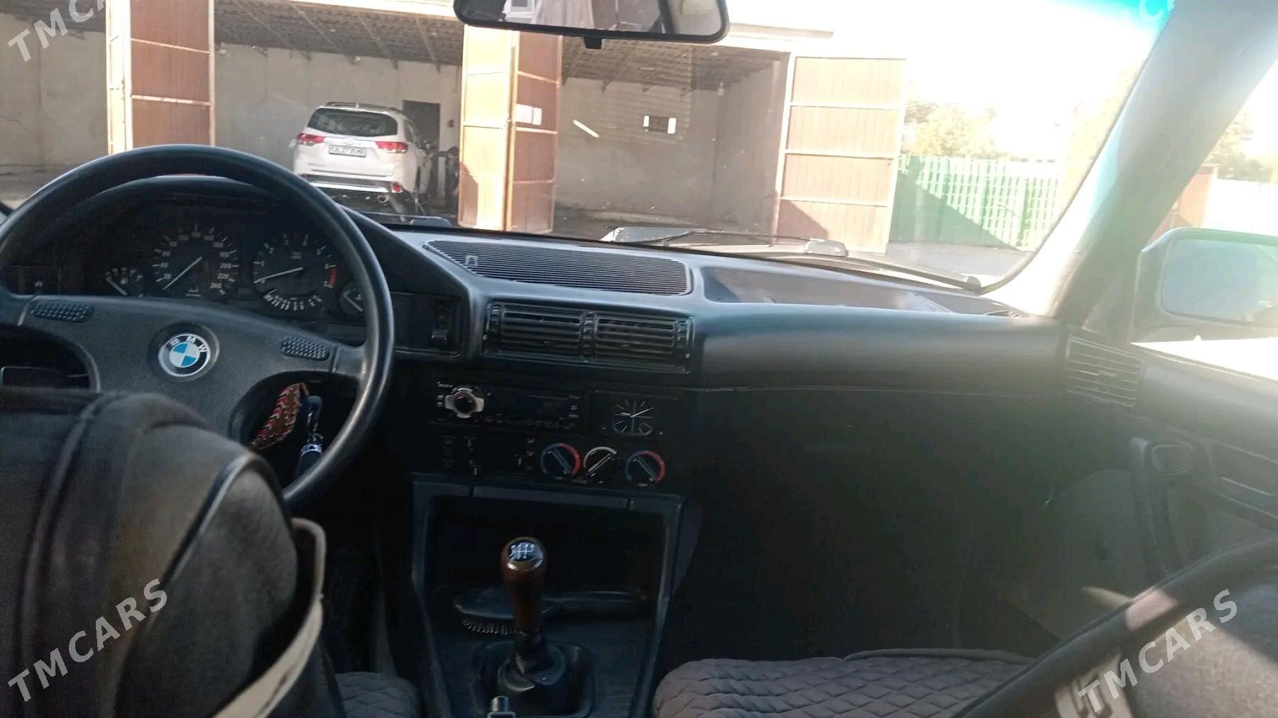 BMW 520 1989 - 66 000 TMT - Туркменгала - img 8