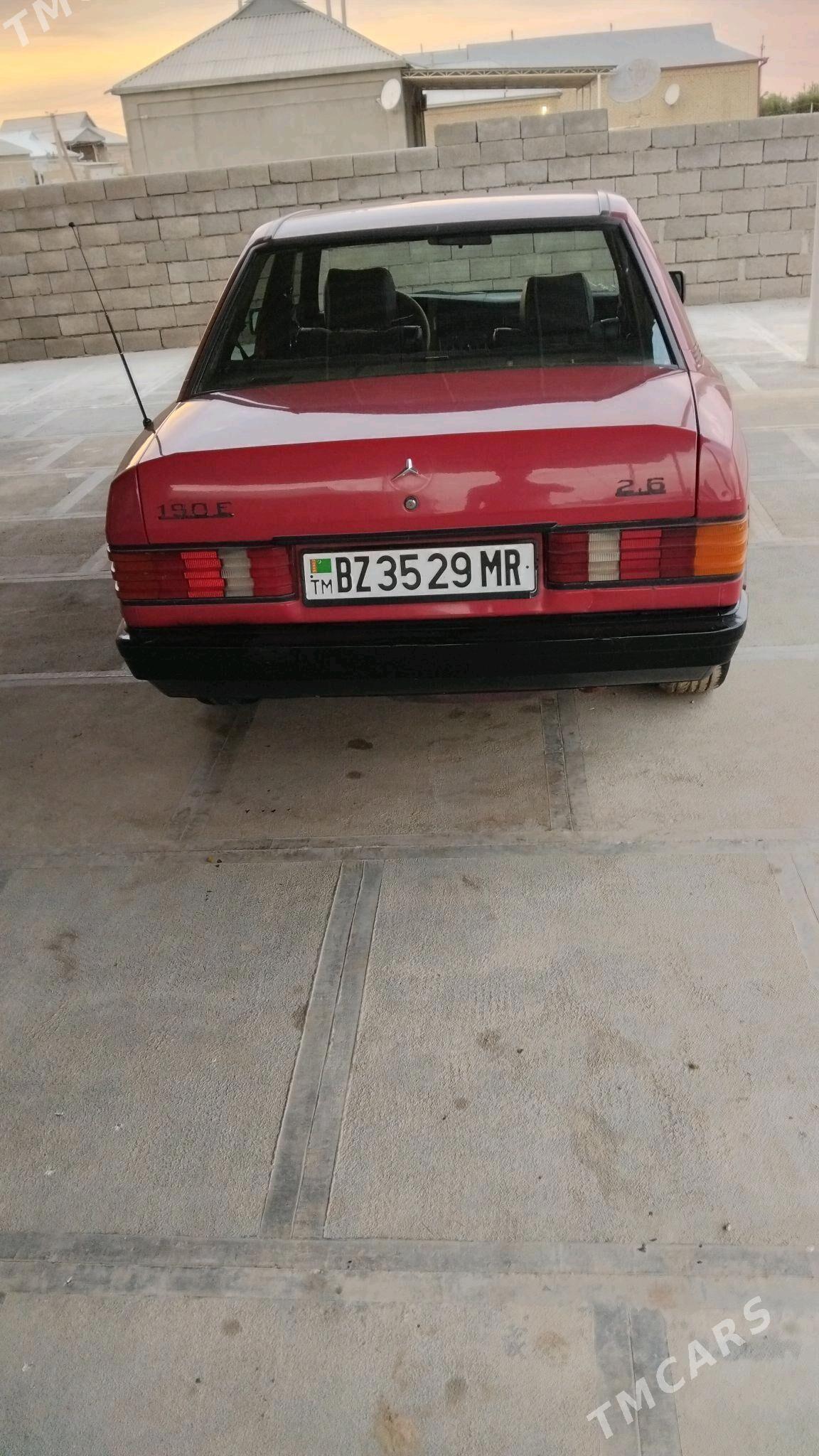 Mercedes-Benz 190E 1990 - 32 000 TMT - Mary - img 5