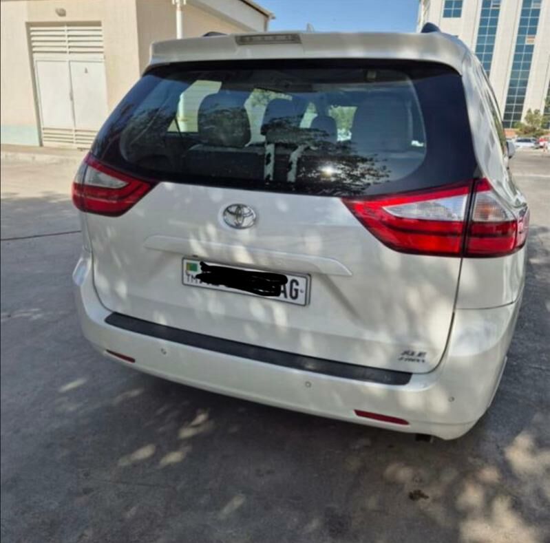Toyota Sienna 2018 - 480 000 TMT - Aşgabat - img 7