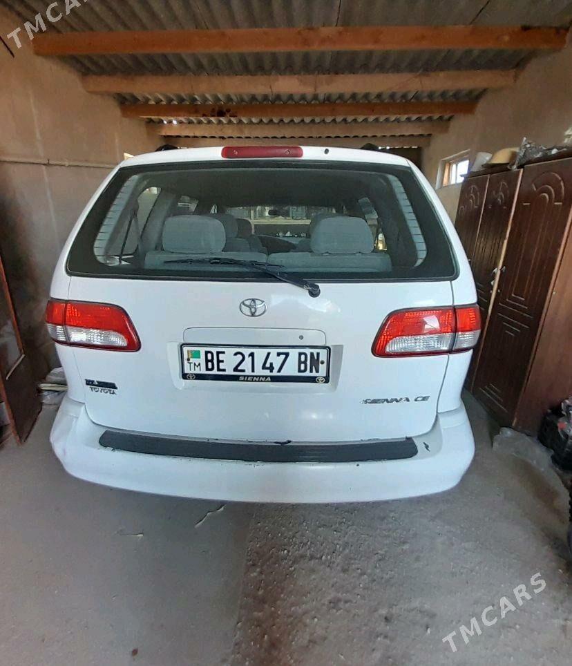 Toyota Sienna 2002 - 165 000 TMT - Эсенгулы - img 6