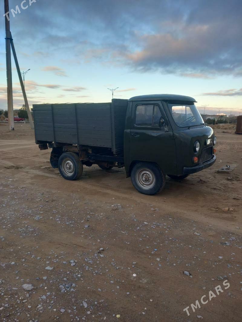 UAZ 452 1980 - 26 000 TMT - Сейди - img 1