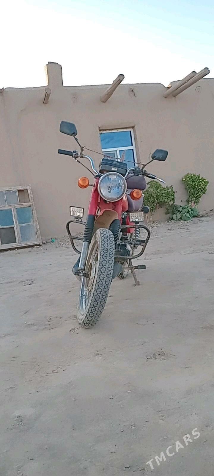 Fekon FK200-14G 2002 - 8 000 TMT - Ruhubelent etraby - img 2