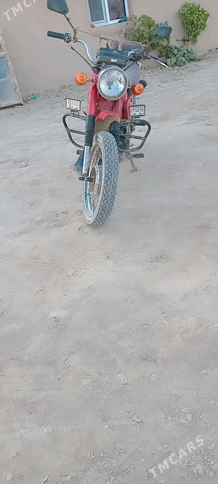 Fekon FK200-14G 2002 - 8 000 TMT - Ruhubelent etraby - img 3