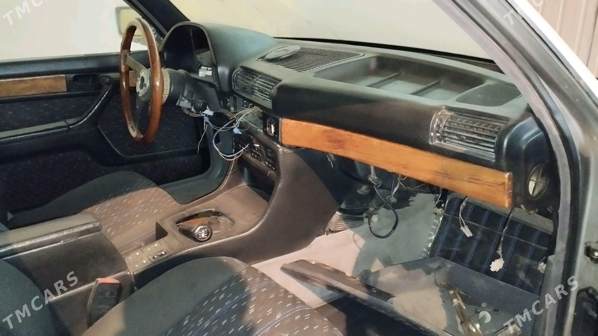 BMW 7 Series 1992 - 20 000 TMT - Кака - img 3