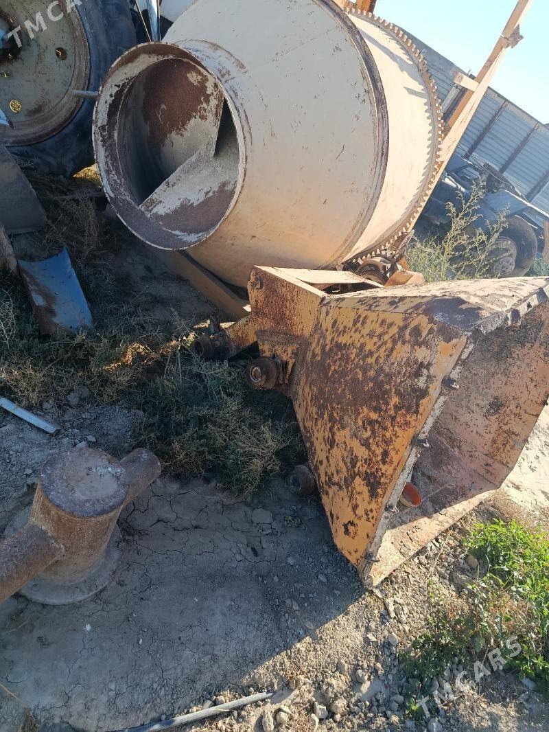 misalka sement - Махтумкули - img 1