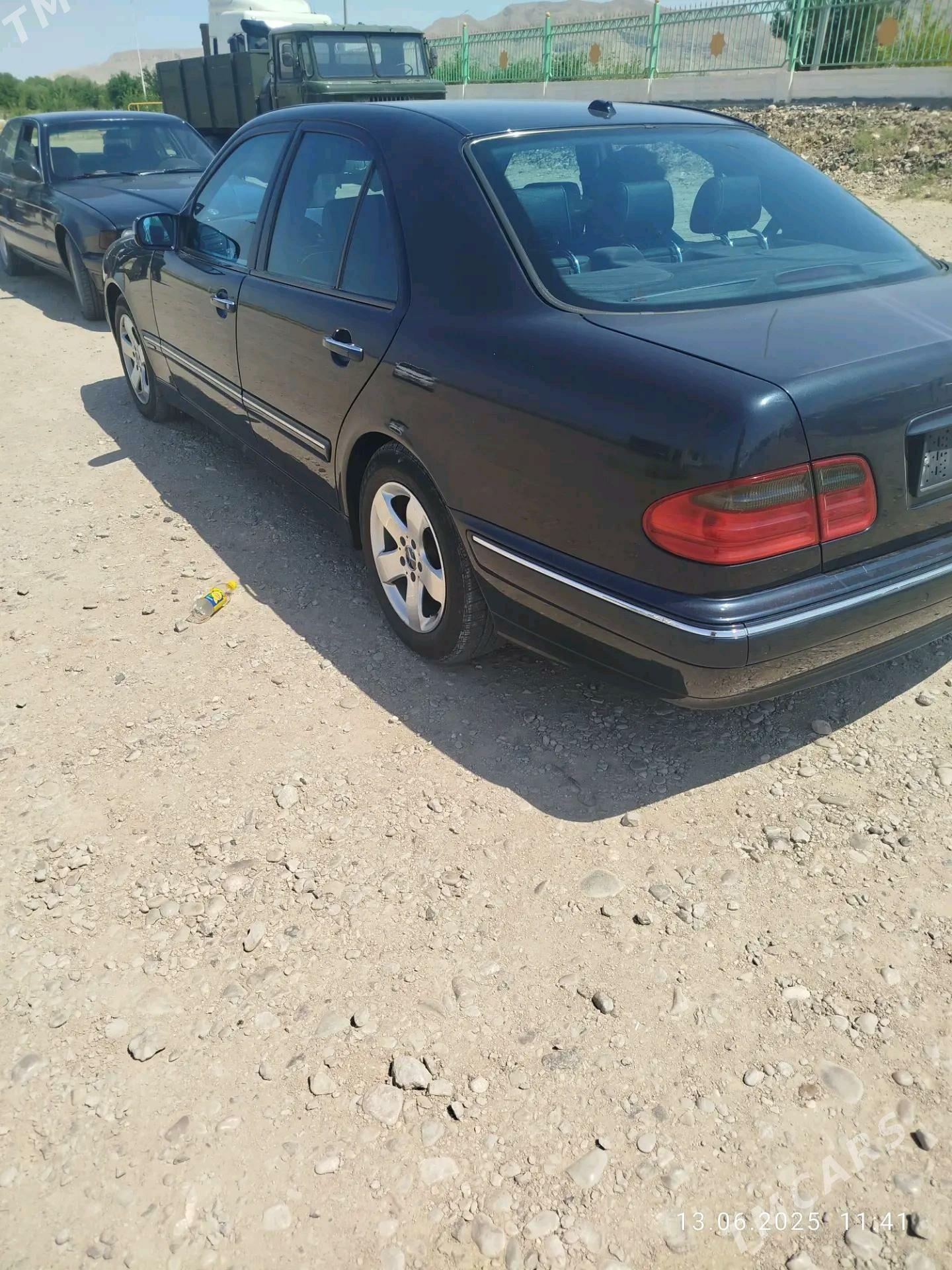 Mercedes-Benz E320 2001 - 130 000 TMT - Туркменабат - img 3