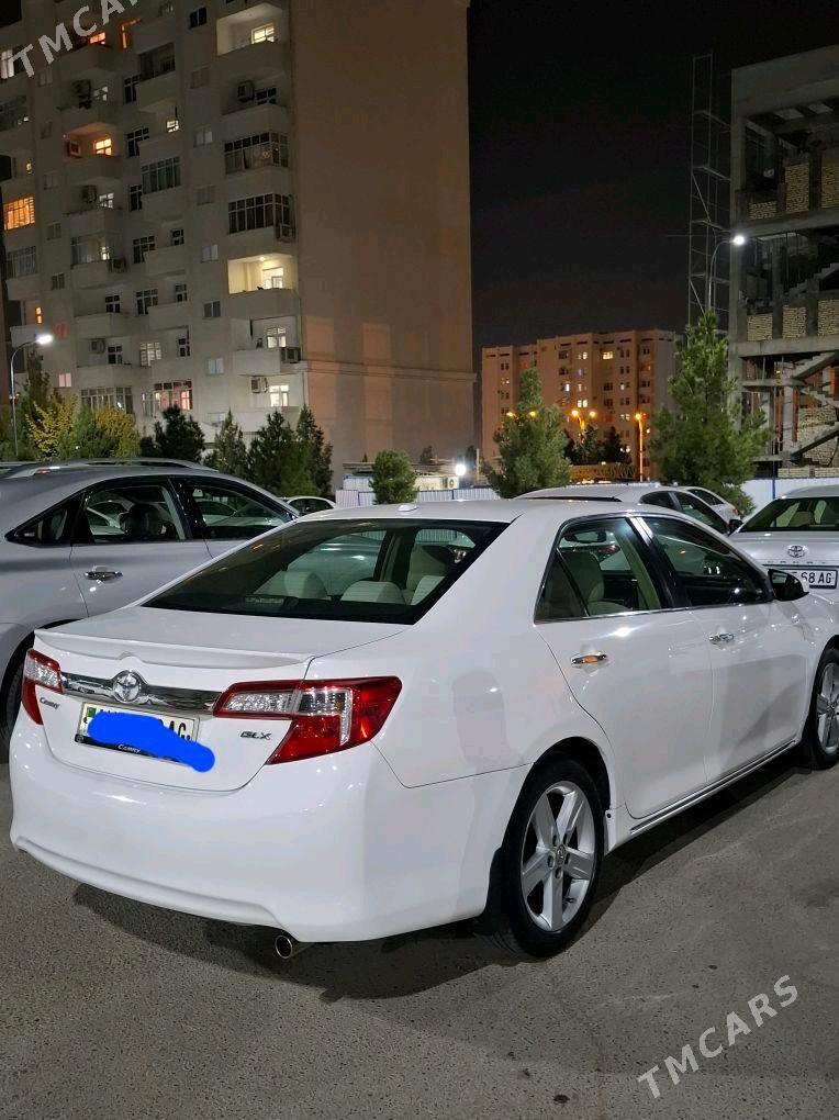 Toyota Camry 2012 - 205 000 TMT - Кëши - img 2