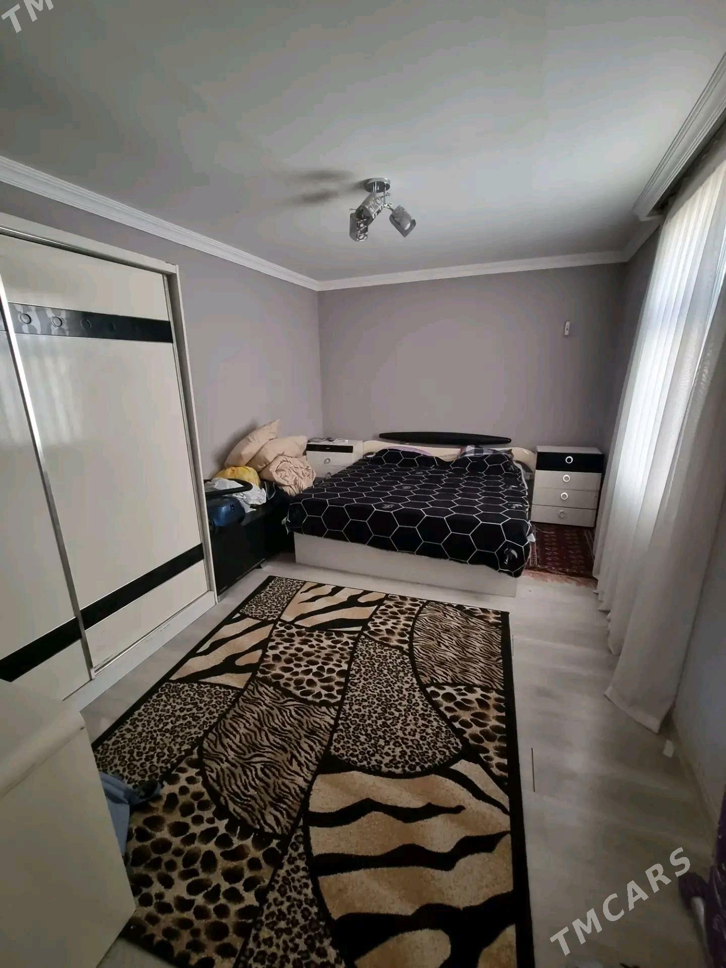 Eyesi Plan Jay Batanika 2 etaj - Ашхабад - img 2