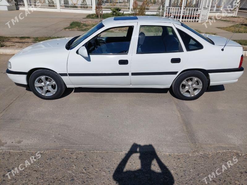 Opel Vectra 1993 - 40 000 TMT - Magtymguly - img 3