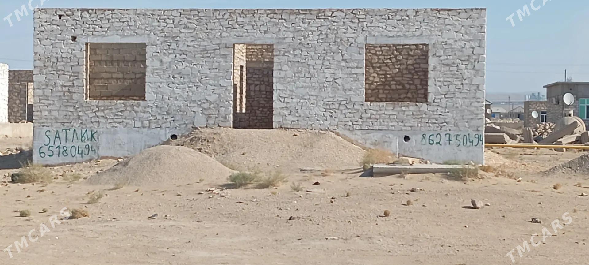 satlyk jay - Джебел - img 2