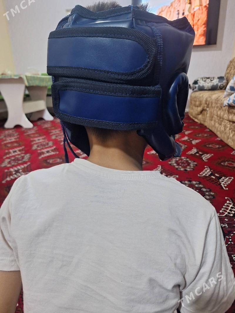 göreşde kellä geýilýän - Gökje - img 1