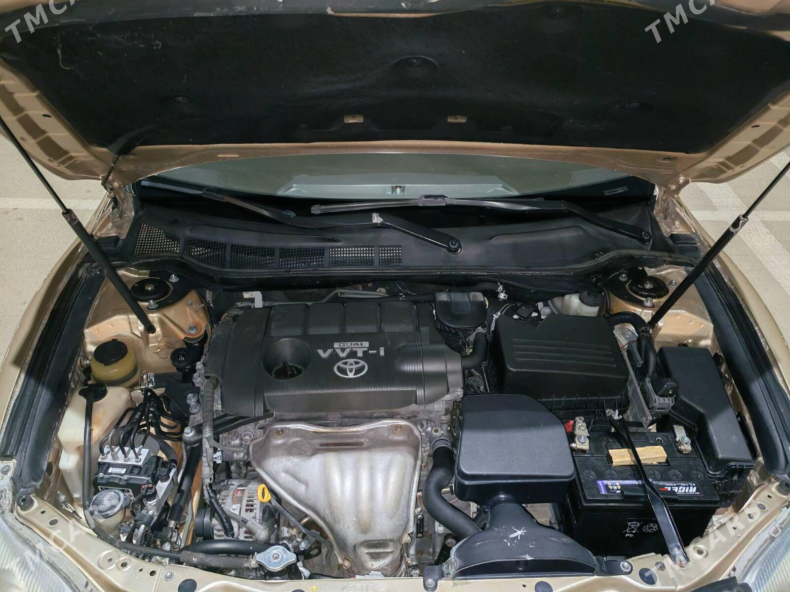 Toyota Camry 2010 - 156 000 TMT - Балканабат - img 4