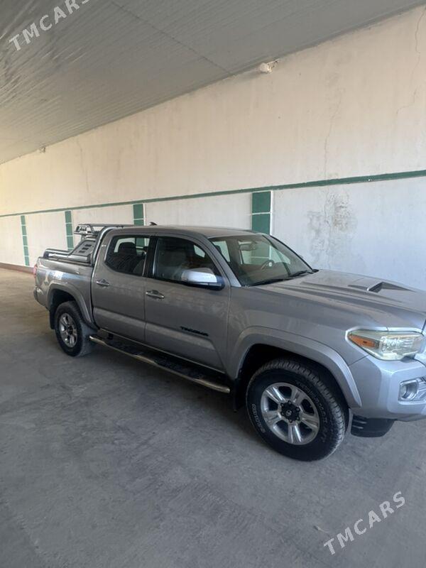 Toyota Tacoma 2017 - 390 000 TMT - Balkanabat - img 3