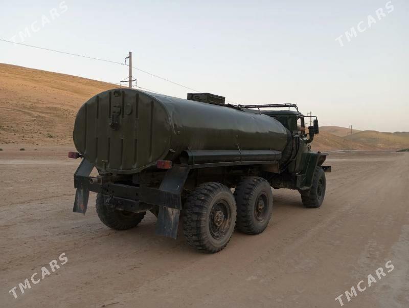 Ural 4320 1992 - 170 000 TMT - Тагтабазар - img 4