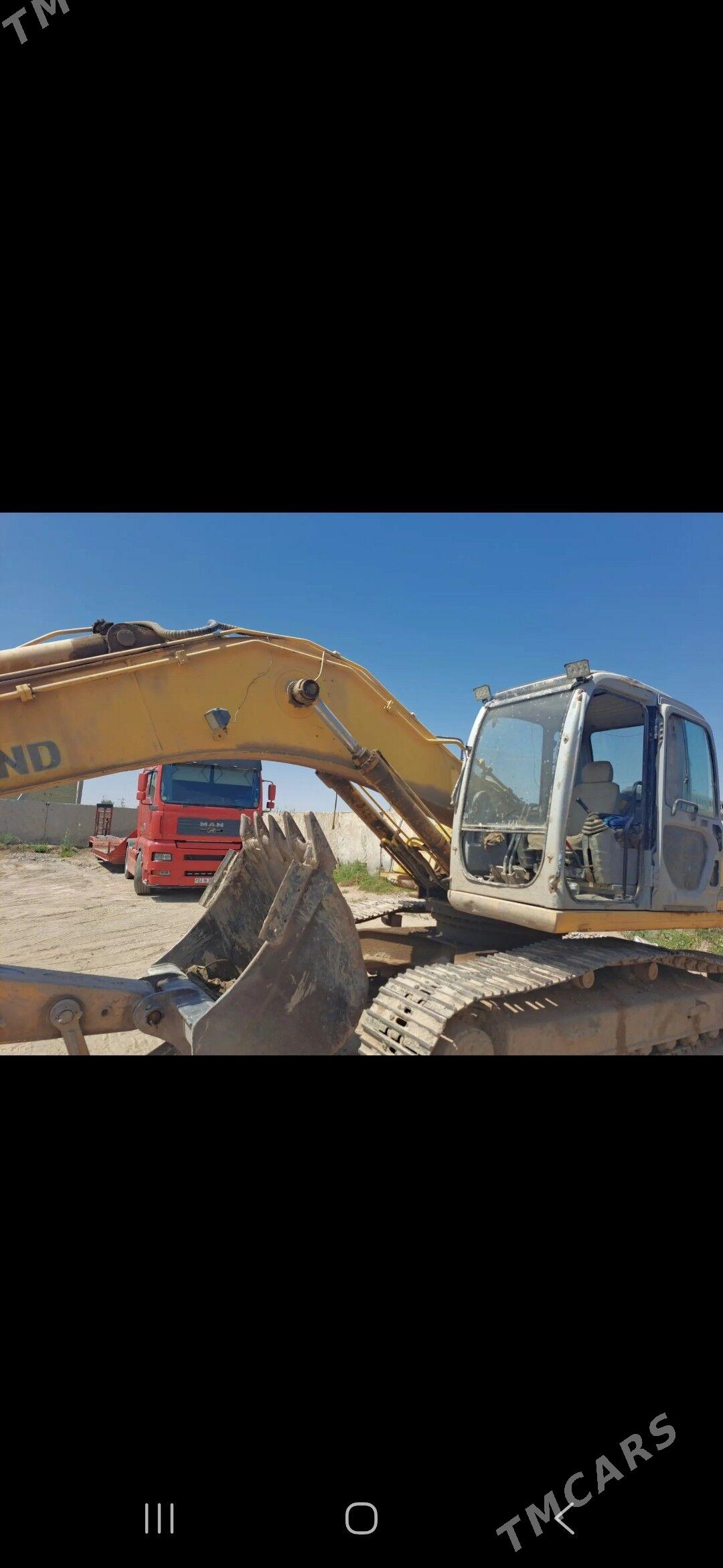 New Holland L160 2008 - 600 000 TMT - Саят - img 3
