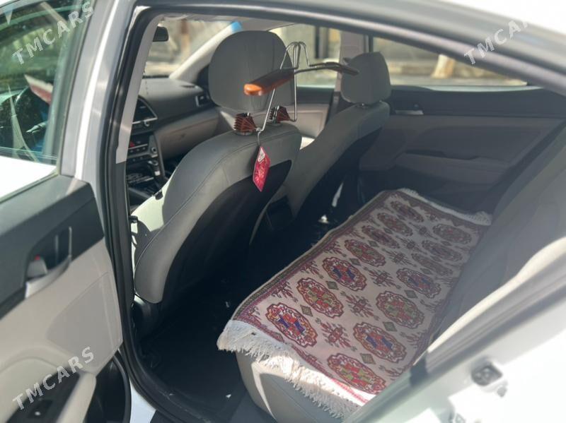 Hyundai Elantra 2016 - 185 000 TMT - Aşgabat - img 10