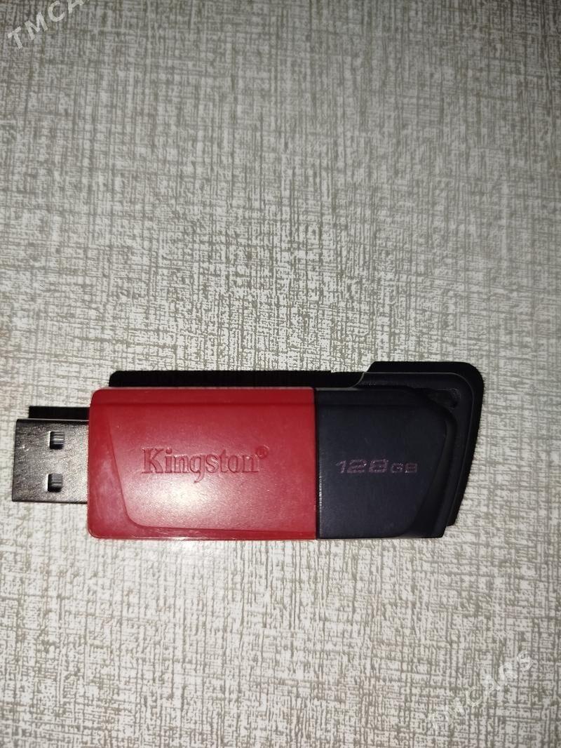 Fleshka 128 gb - Чарджоу - img 1
