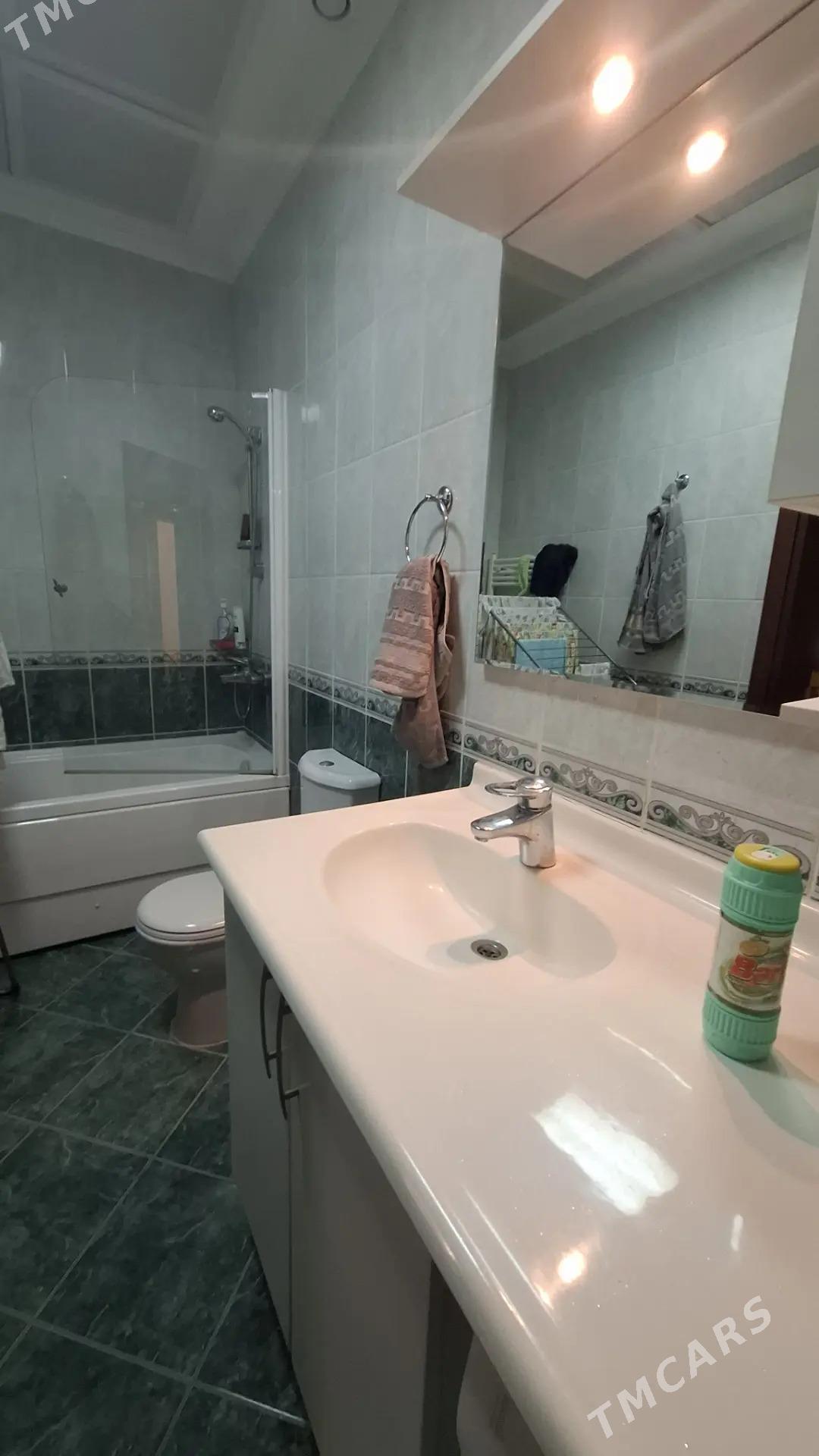 3 komnat 6 etaj elitka - ул. Московская (10 йыл абаданчылык ш.) - img 7