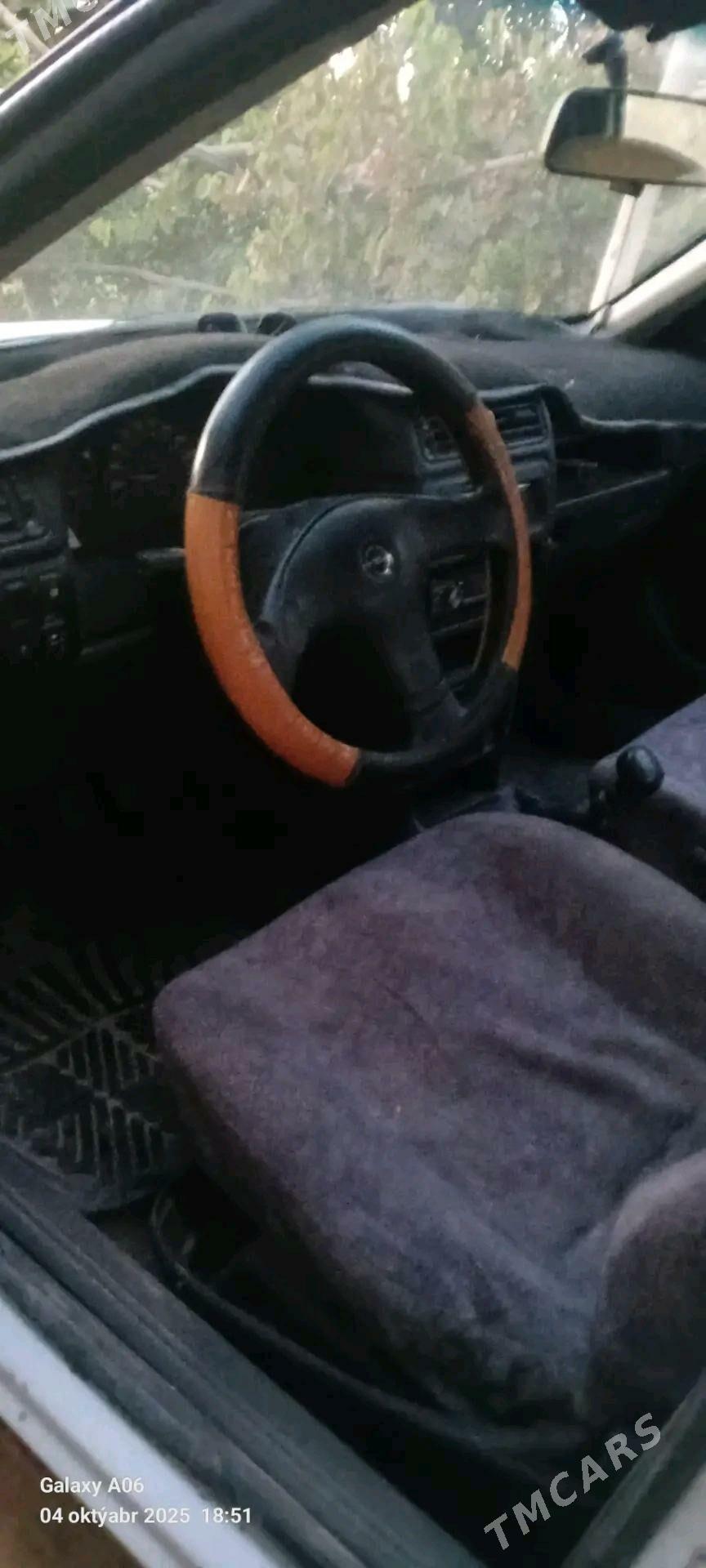Opel Vectra 1993 - 50 000 TMT - Гороглы (Тагта) - img 4