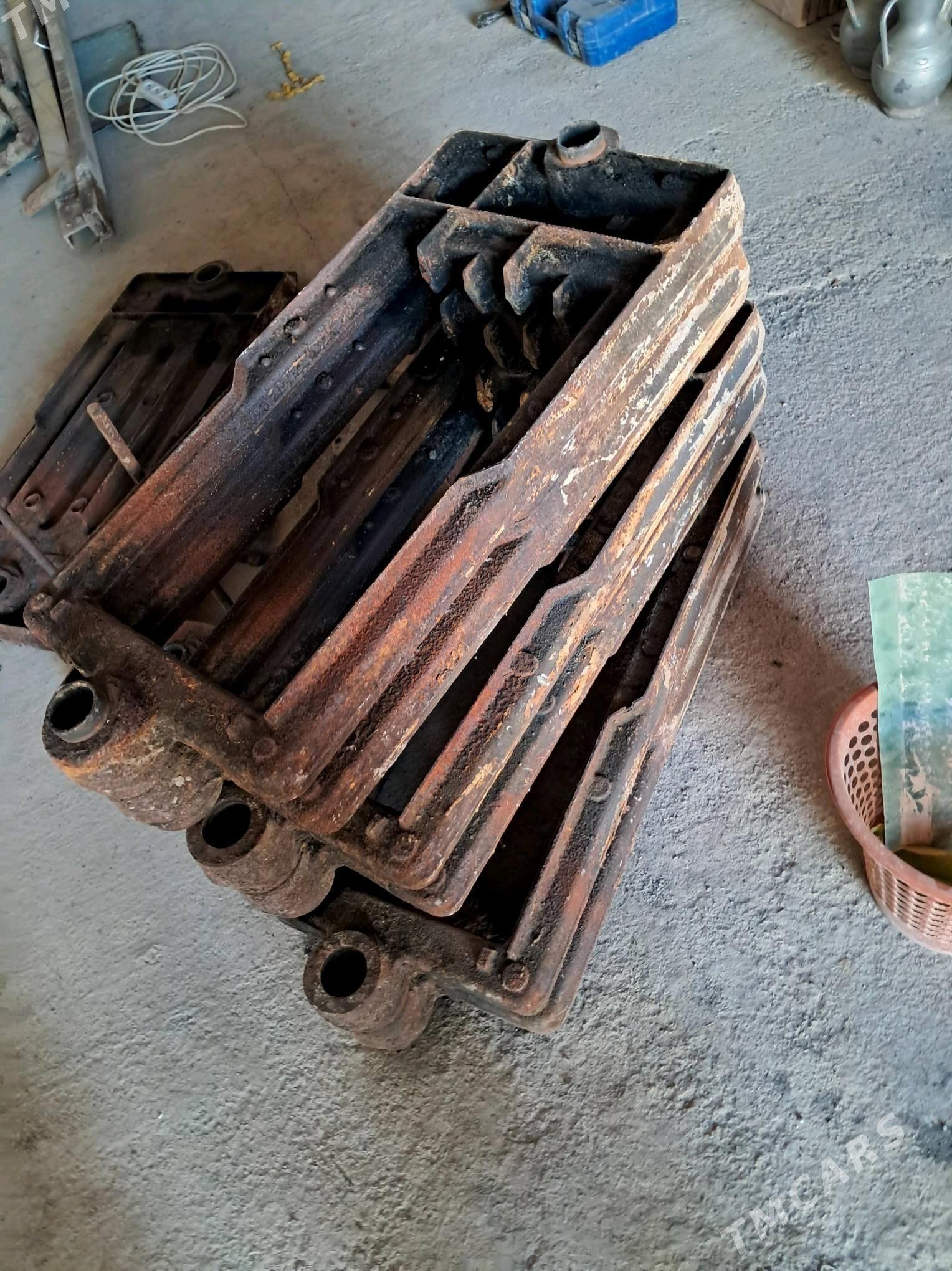 чугунная катол - Gurbansoltan Eje - img 1