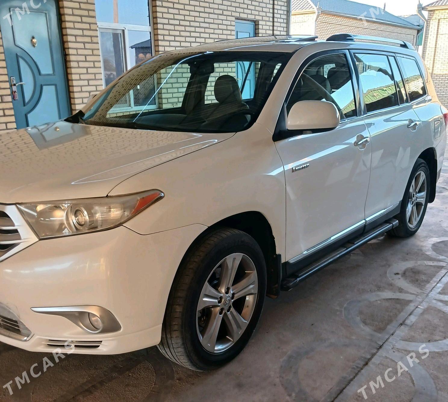 Toyota Highlander 2012 - 315 000 TMT - Мары - img 1