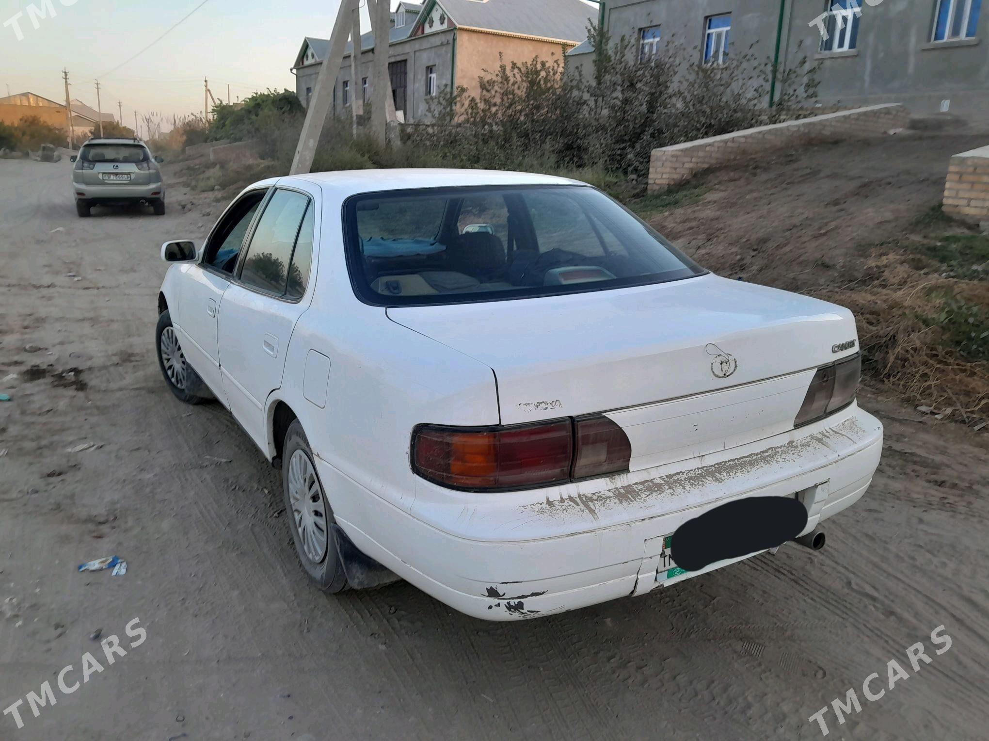Toyota Camry 1993 - 80 000 TMT - Kerki - img 5