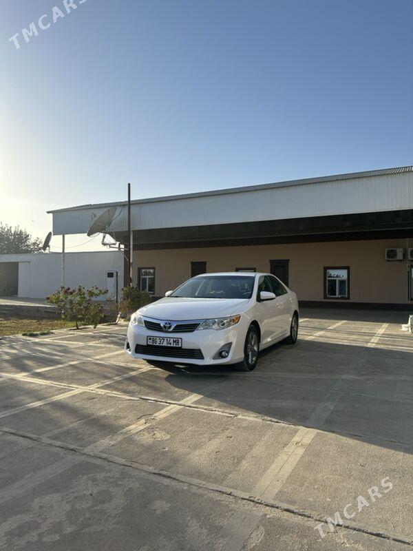 Toyota Camry 2011 - 230 000 TMT - Мары - img 9
