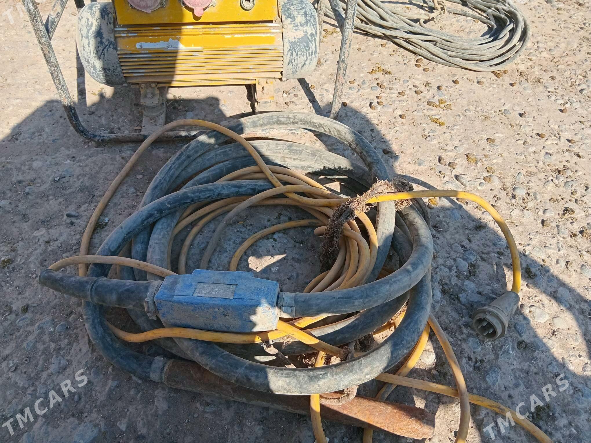 bitona vbrator - Дянев - img 2