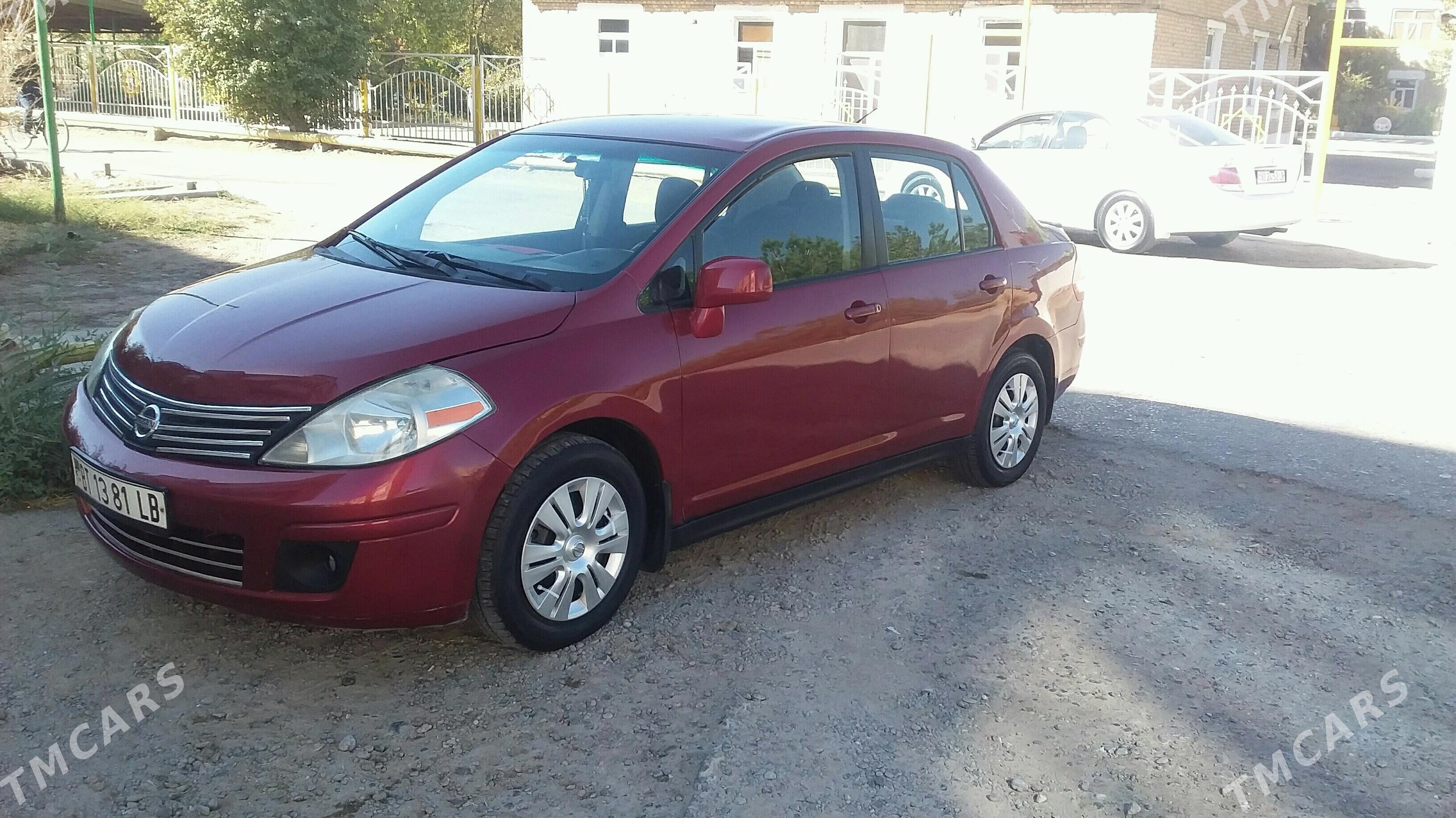 Nissan Versa 2011 - 110 000 TMT - Türkmenabat - img 1