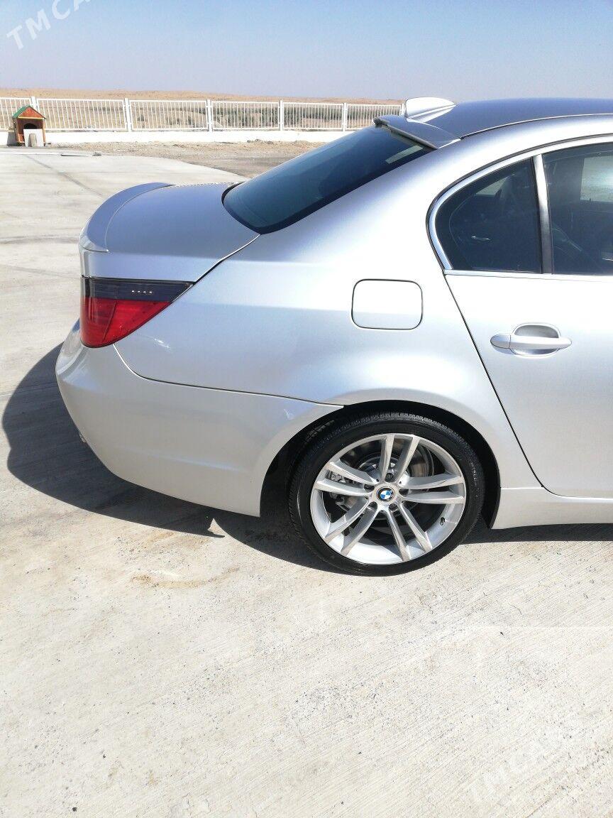 BMW E60 2009 - 225 000 TMT - 30 mkr - img 2