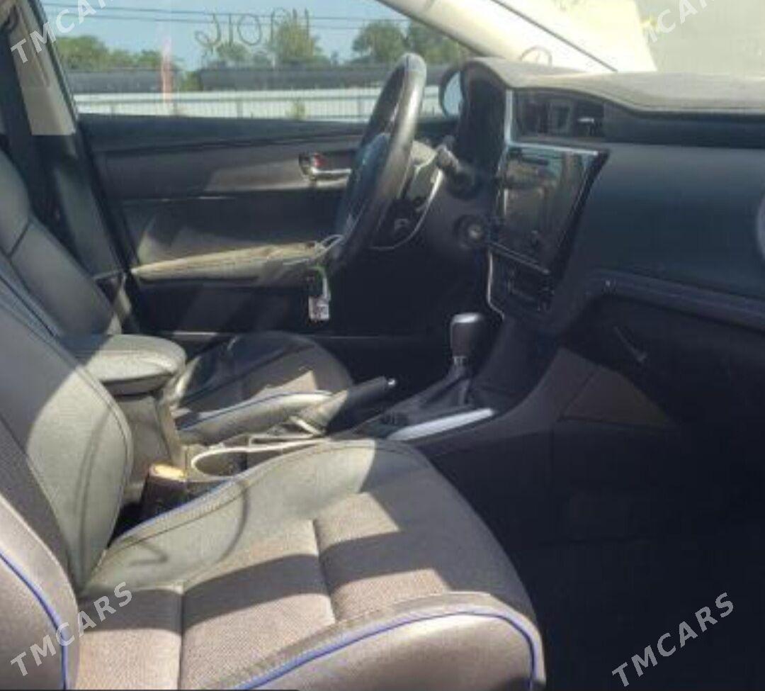 Toyota Corolla 2018 - 205 000 TMT - Туркменбаши - img 1