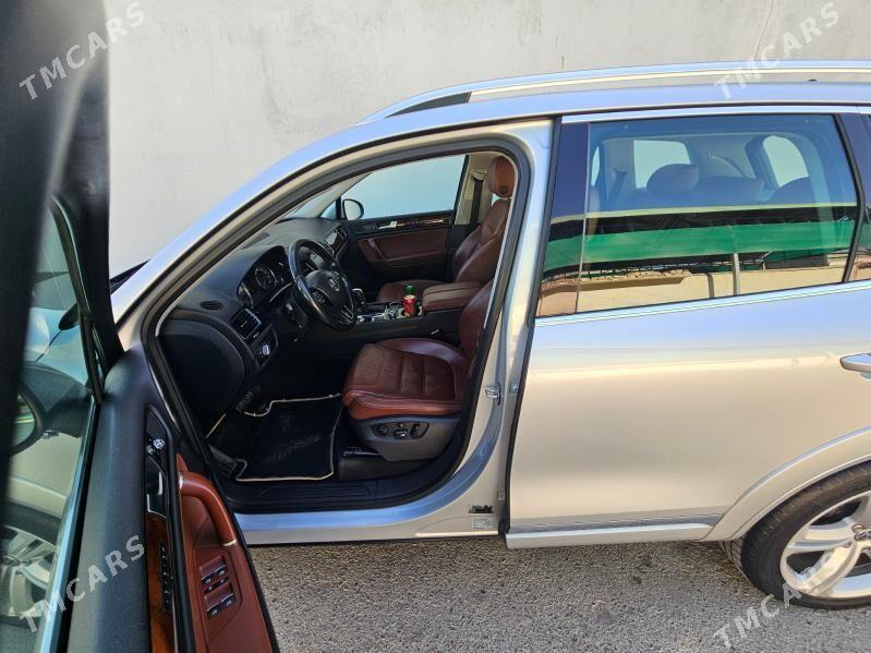 Volkswagen Touareg 2014 - 450 000 TMT - Aşgabat - img 7