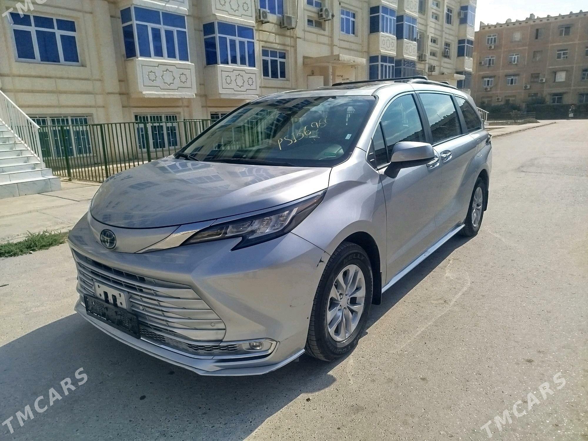 Toyota Sienna 2023 - 620 000 TMT - Türkmenabat - img 2